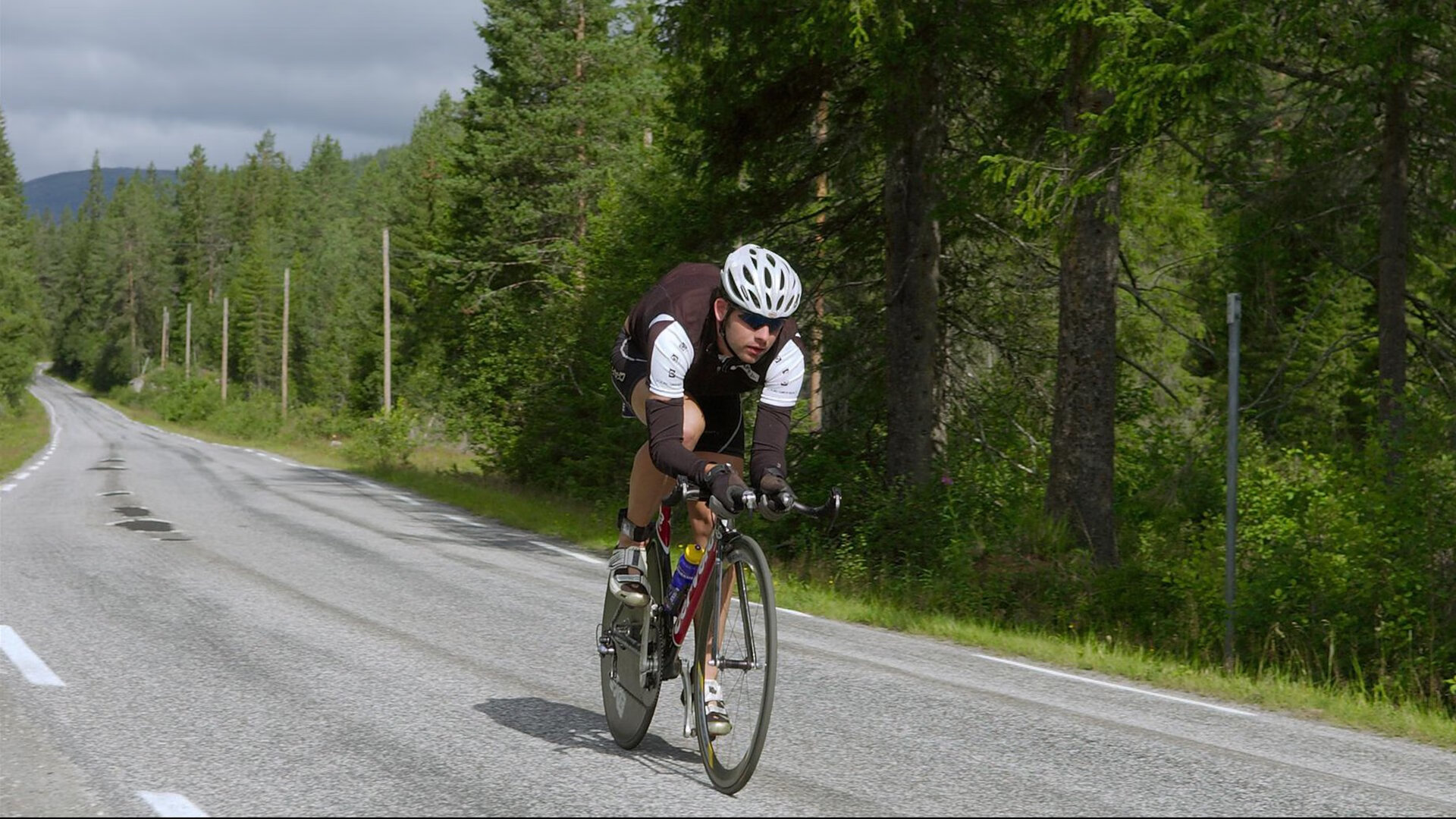 体育新闻中心公告运动员反兴奋剂视频课程上线信息，运动员反兴奋剂听后感